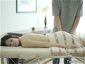 Teeny paramours - massage with something extra