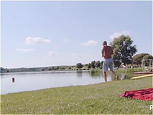 lucky man having a supreme time at the lake pt 2